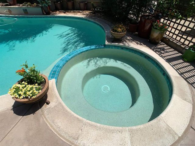 1090 ELLEN LANE, El Cajon, CA 92019