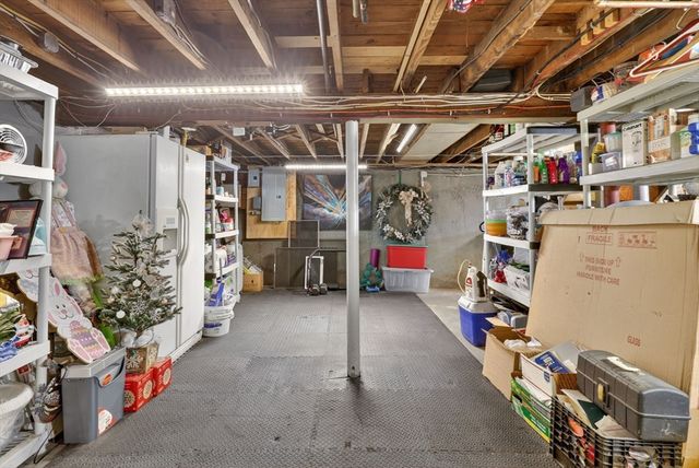 238 Squire Rd, Revere, MA 02151