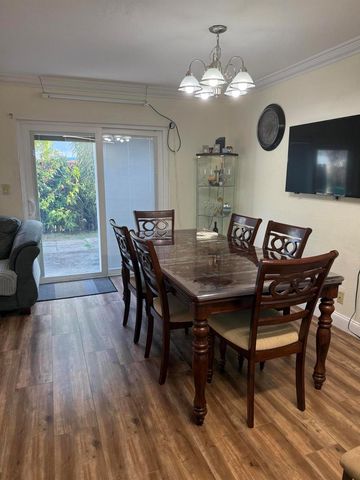 8040 SW 17TH Place 1-6, Davie, FL 33324