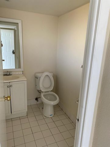2903 N Miami Beach Boulevard 505, North Miami Beach, FL 33160