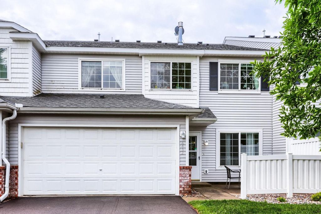 6452 158th Street W, Apple Valley, MN 55124 — photo 2