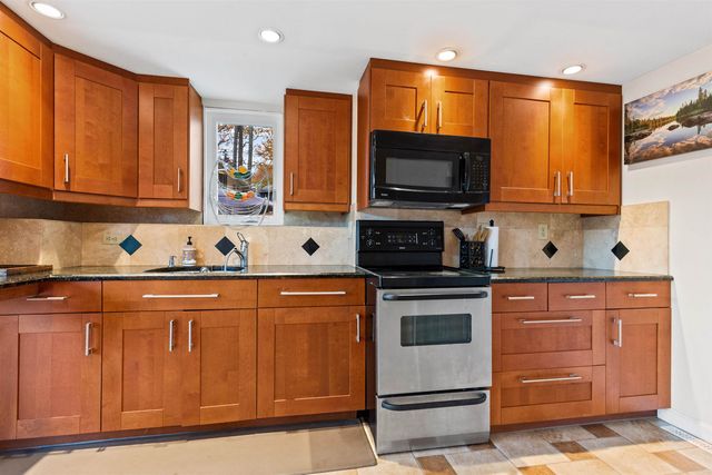 80 Hemlock Drive, Gilmanton, NH 03237