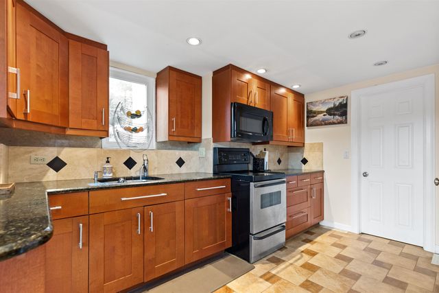 80 Hemlock Drive, Gilmanton, NH 03237