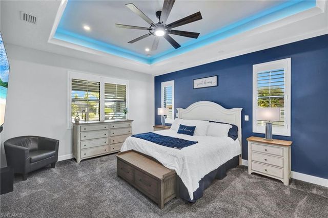 1909 SE 14th ST, Cape Coral, FL 33990