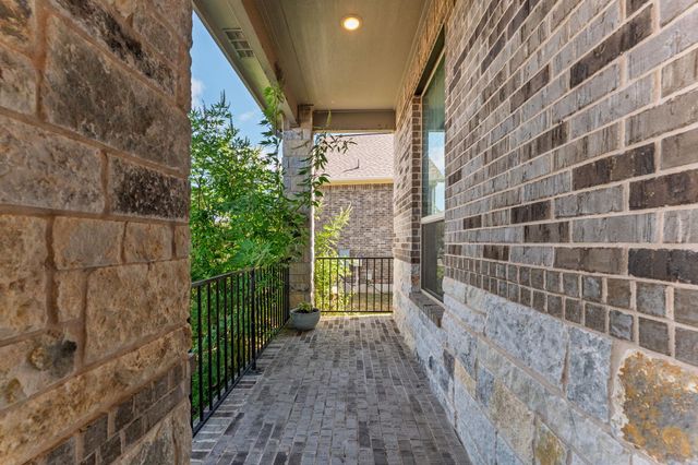 7717 Pace Ravine DR, Lago Vista, TX 78645