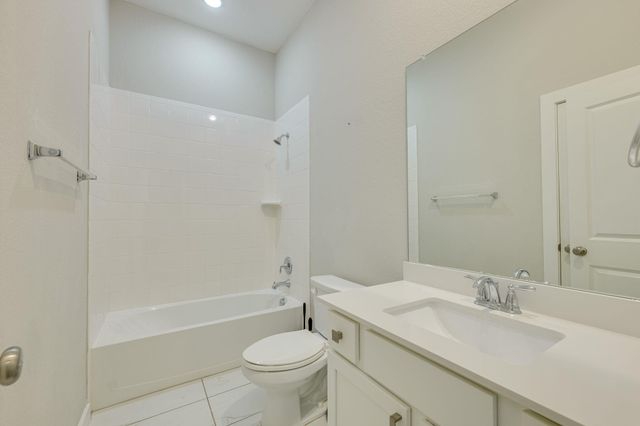 7717 Pace Ravine DR, Lago Vista, TX 78645