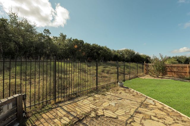 7717 Pace Ravine DR, Lago Vista, TX 78645