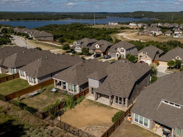 7717 Pace Ravine DR, Lago Vista, TX 78645