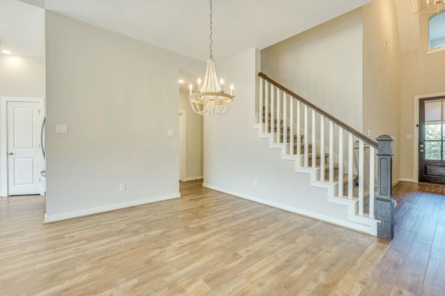 7717 Pace Ravine DR, Lago Vista, TX 78645