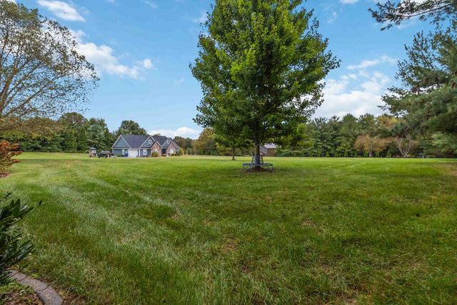 43 Marty Circle, Bronston, KY 42518