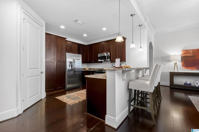 100 Hallman Hl E Apt 317, Homewood, AL 35209