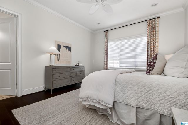 100 Hallman Hl E Apt 317, Homewood, AL 35209