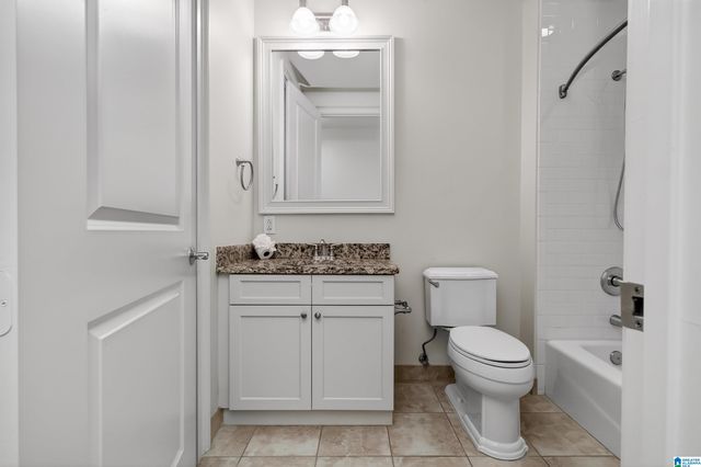 100 Hallman Hl E Apt 317, Homewood, AL 35209