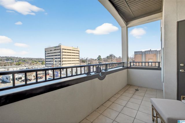 100 Hallman Hl E Apt 317, Homewood, AL 35209