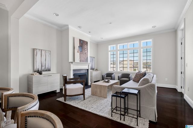 100 Hallman Hl E Apt 317, Homewood, AL 35209