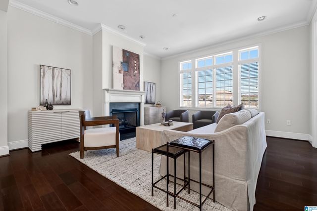 100 Hallman Hl E Apt 317, Homewood, AL 35209