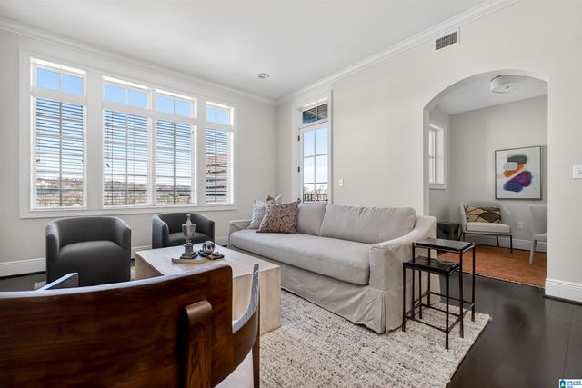 100 Hallman Hl E Apt 317, Homewood, AL 35209