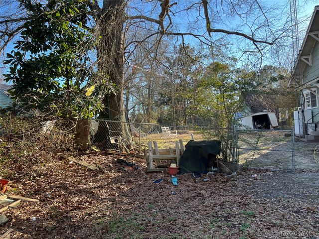 709 E Pine Street, Alexander City, AL 35010