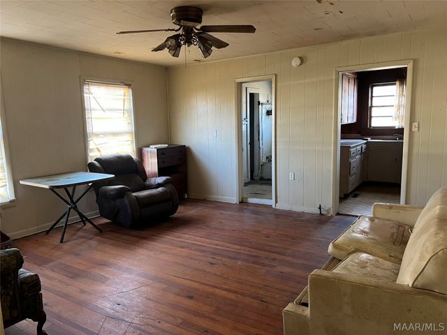 709 E Pine Street, Alexander City, AL 35010