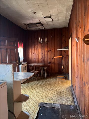 709 E Pine Street, Alexander City, AL 35010