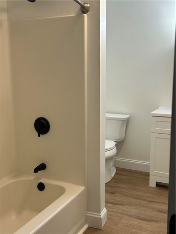 304 Front Street 2R, Lincoln, RI 02865