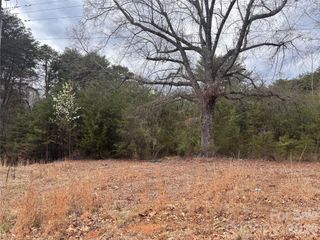 1028 22nd Street SE, Hickory, NC 28602