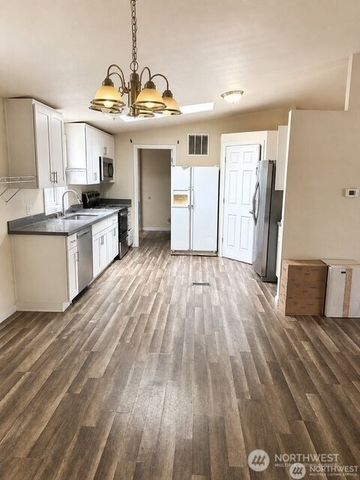 51 W Joslin Road, Shelton, WA 98584