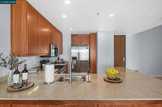 5855 Horton 710, Emeryville, CA 94608