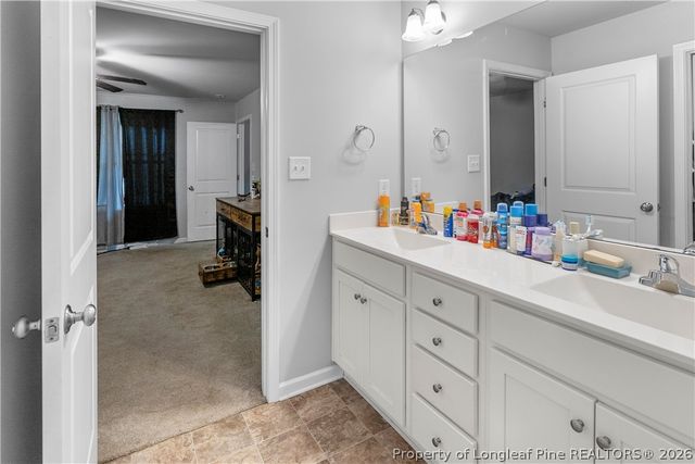 140 Denning Farm Lane, Benson, NC 27504