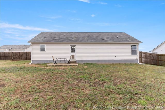 140 Denning Farm Lane, Benson, NC 27504