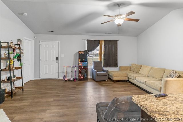 140 Denning Farm Lane, Benson, NC 27504