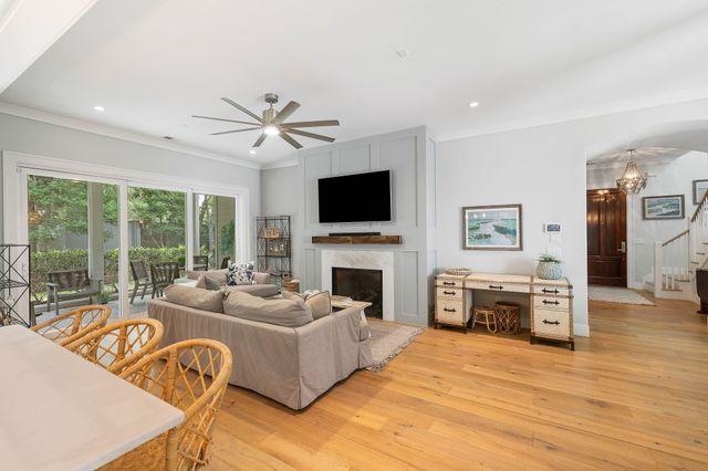 2417 Old Georgetown Road, Mount Pleasant, SC 29466