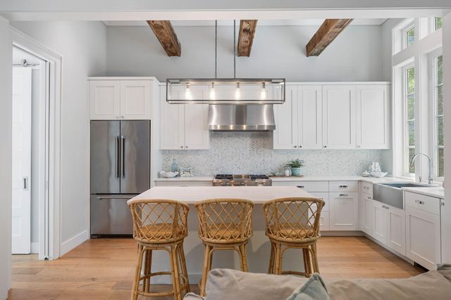 2417 Old Georgetown Road, Mount Pleasant, SC 29466