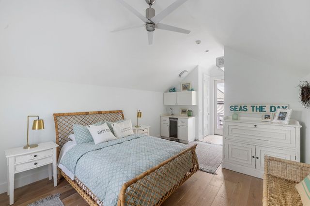 2417 Old Georgetown Road, Mount Pleasant, SC 29466