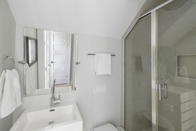2417 Old Georgetown Road, Mount Pleasant, SC 29466