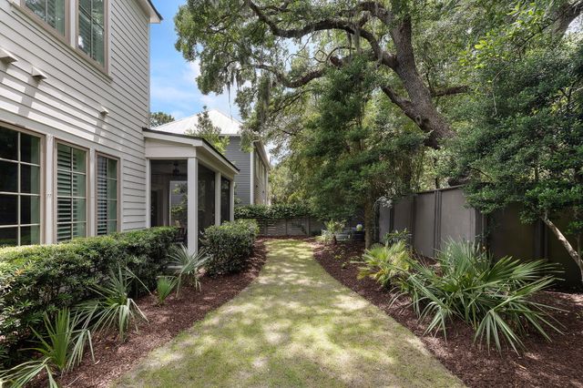 2417 Old Georgetown Road, Mount Pleasant, SC 29466