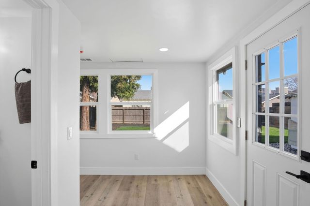 2521 East Ave, Turlock, CA 95380