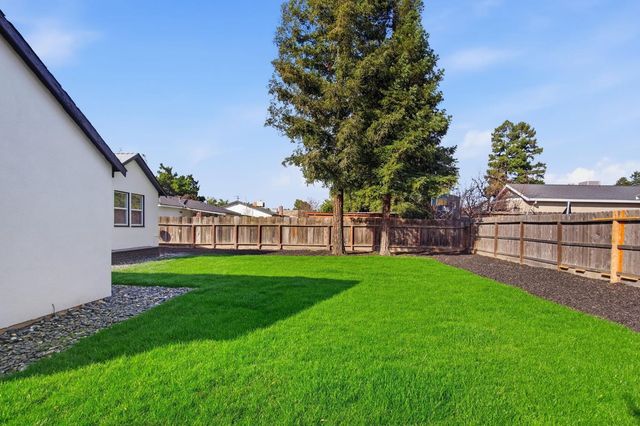 2521 East Ave, Turlock, CA 95380