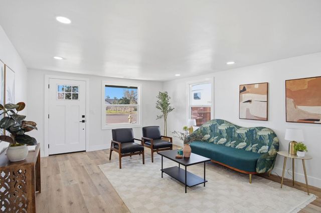 2521 East Ave, Turlock, CA 95380