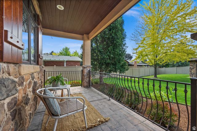 1448 E BELLA VIE CT, Murray, UT 84121