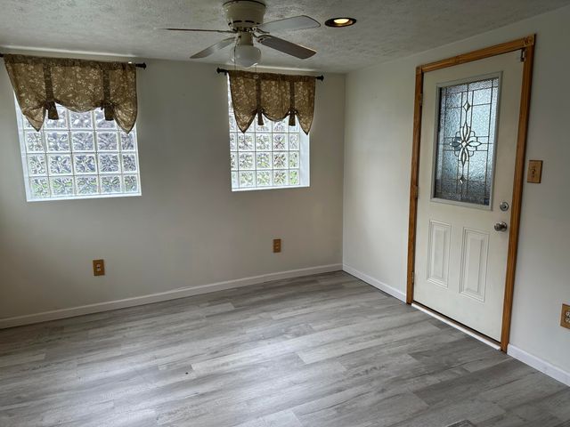 220 Leon Boulevard, Williamstown, KY 41097