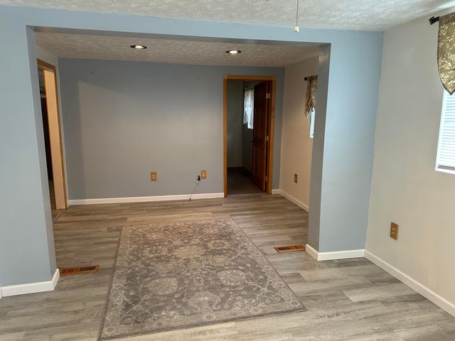 220 Leon Boulevard, Williamstown, KY 41097