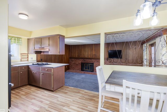 930 Elmsford Drive, Clawson, MI 48017