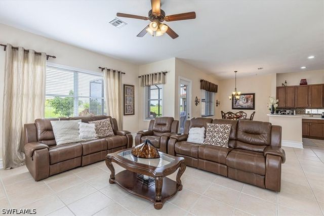 1966 Par DR, Naples, FL 34120