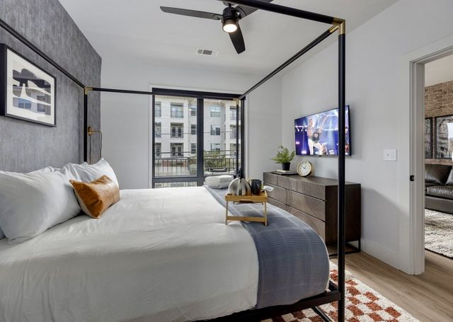 303 31st Ave N Apt 203, Nashville, TN 37203