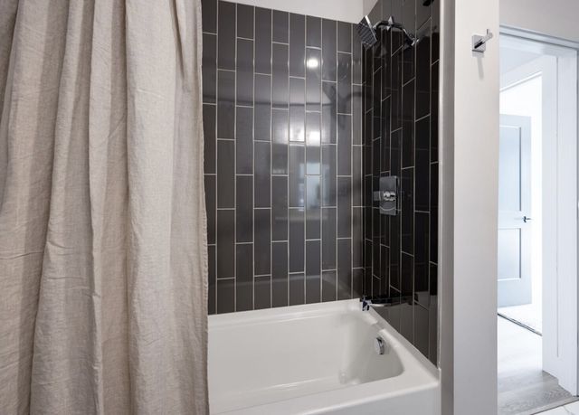 303 31st Ave N Apt 203, Nashville, TN 37203