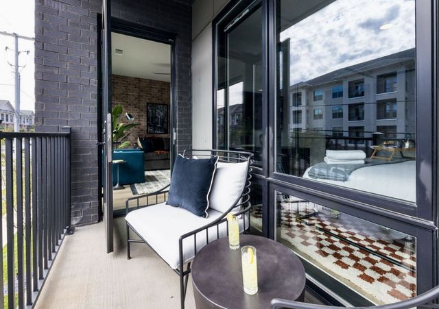 303 31st Ave N Apt 203, Nashville, TN 37203