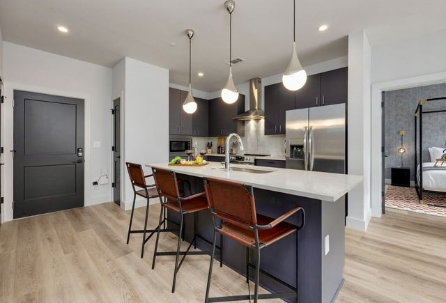 303 31st Ave N Apt 203, Nashville, TN 37203