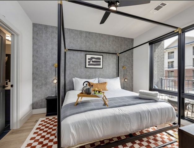 303 31st Ave N Apt 203, Nashville, TN 37203