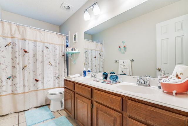8706 Brookhollow Drive, Rowlett, TX 75089